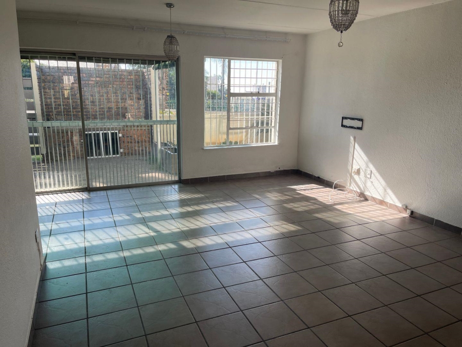 To Let 3 Bedroom Property for Rent in Bedford Gardens Gauteng