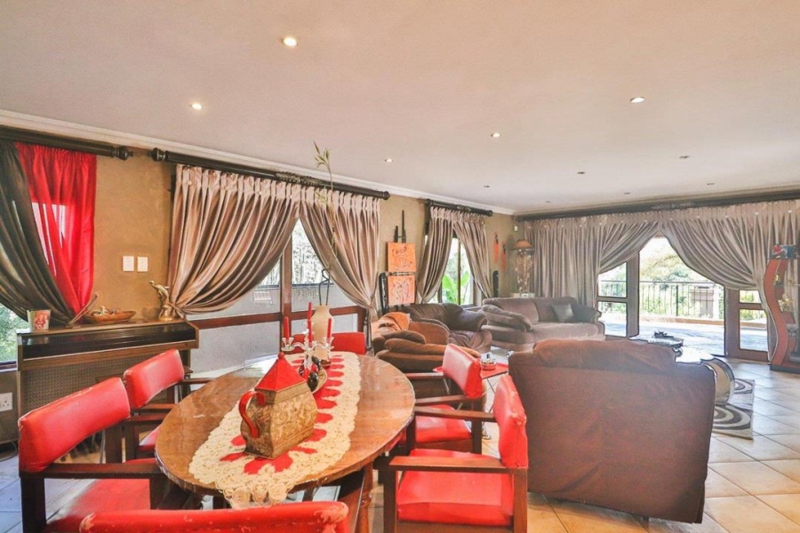 To Let 3 Bedroom Property for Rent in Mulbarton Gauteng