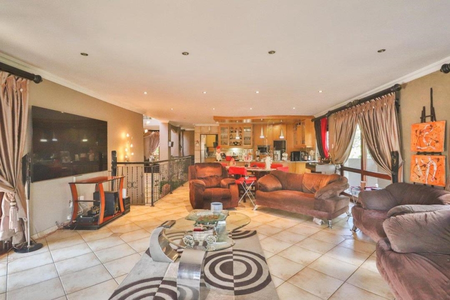 To Let 3 Bedroom Property for Rent in Mulbarton Gauteng