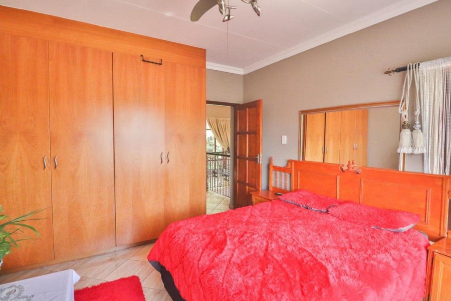 To Let 3 Bedroom Property for Rent in Mulbarton Gauteng