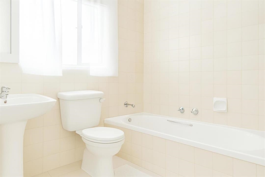 3 Bedroom Property for Sale in Meredale Gauteng