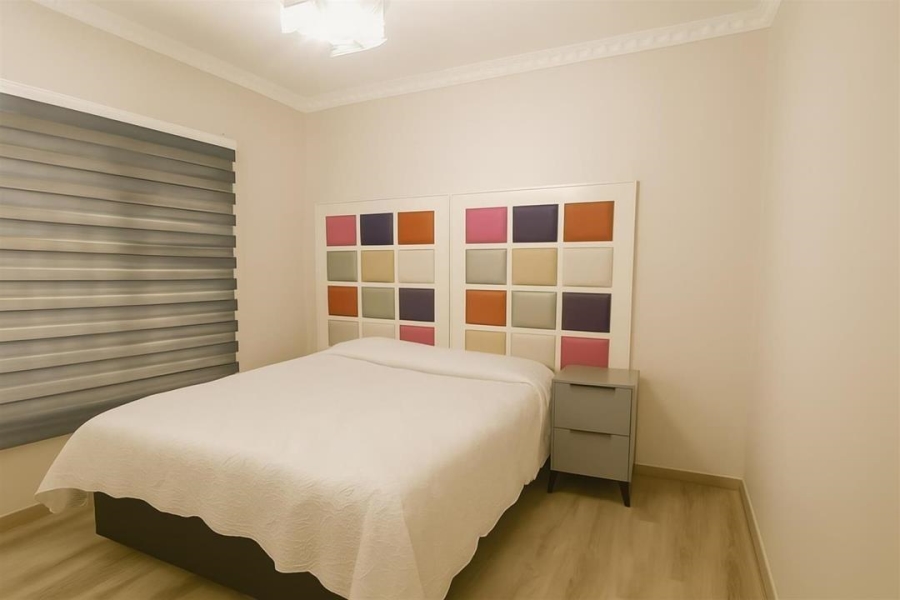 5 Bedroom Property for Sale in Lenasia Ext 13 Gauteng
