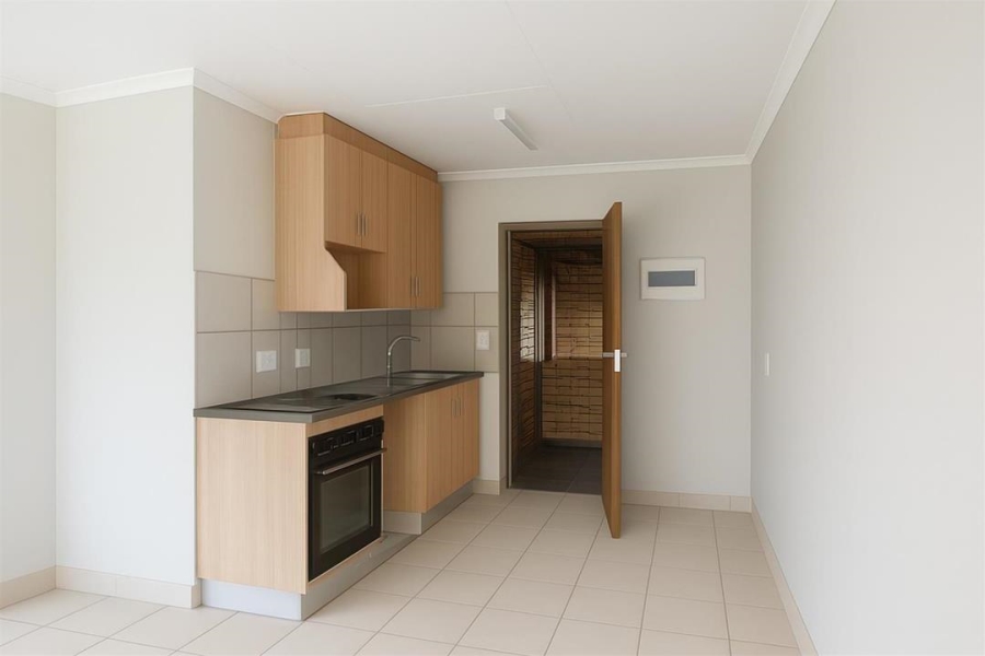 2 Bedroom Property for Sale in Alveda Park Gauteng