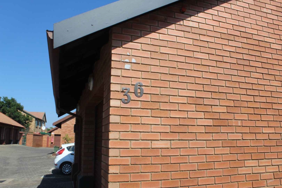 To Let 2 Bedroom Property for Rent in Lyttelton Gauteng