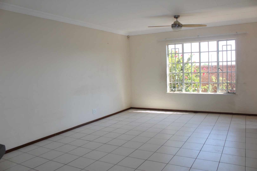 To Let 2 Bedroom Property for Rent in Lyttelton Gauteng