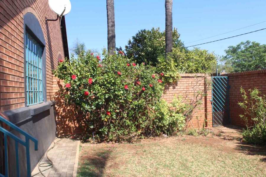 To Let 2 Bedroom Property for Rent in Lyttelton Gauteng