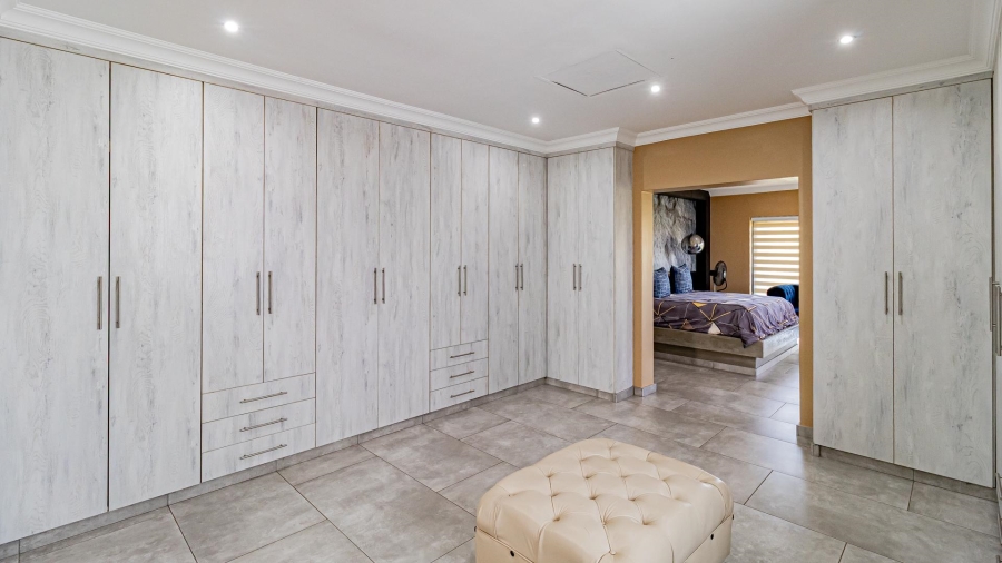 4 Bedroom Property for Sale in The Hills Game Reserve Estate Gauteng