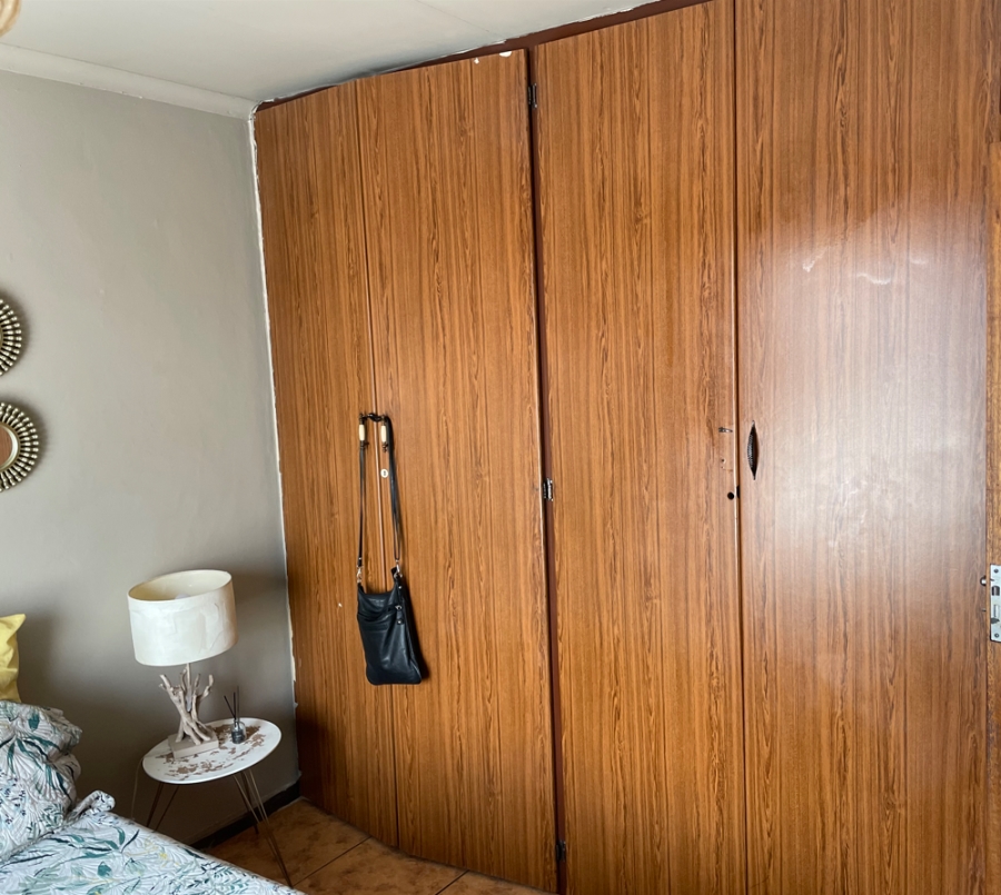 2 Bedroom Property for Sale in Silverton Gauteng