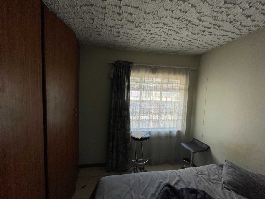 2 Bedroom Property for Sale in Silverton Gauteng