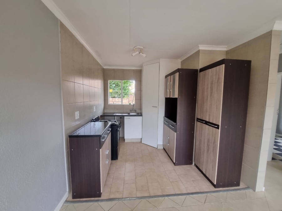To Let 2 Bedroom Property for Rent in Norkem Park Gauteng
