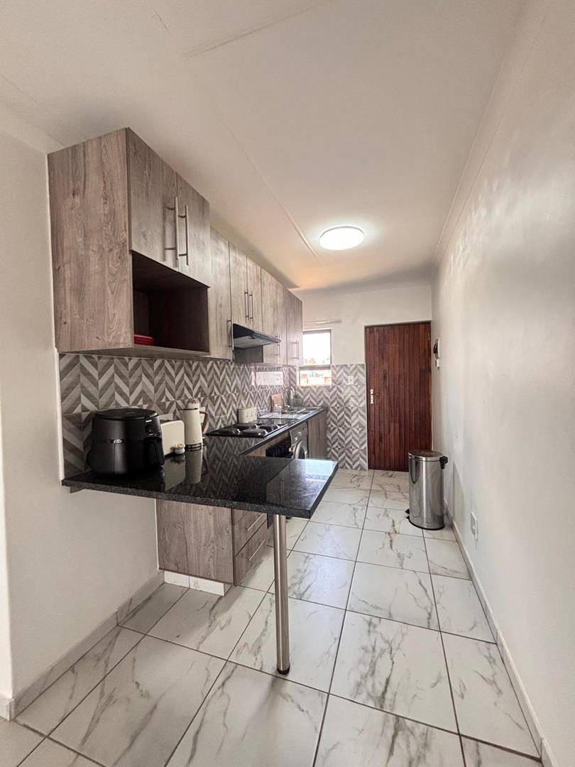 To Let 2 Bedroom Property for Rent in Pomona Gauteng