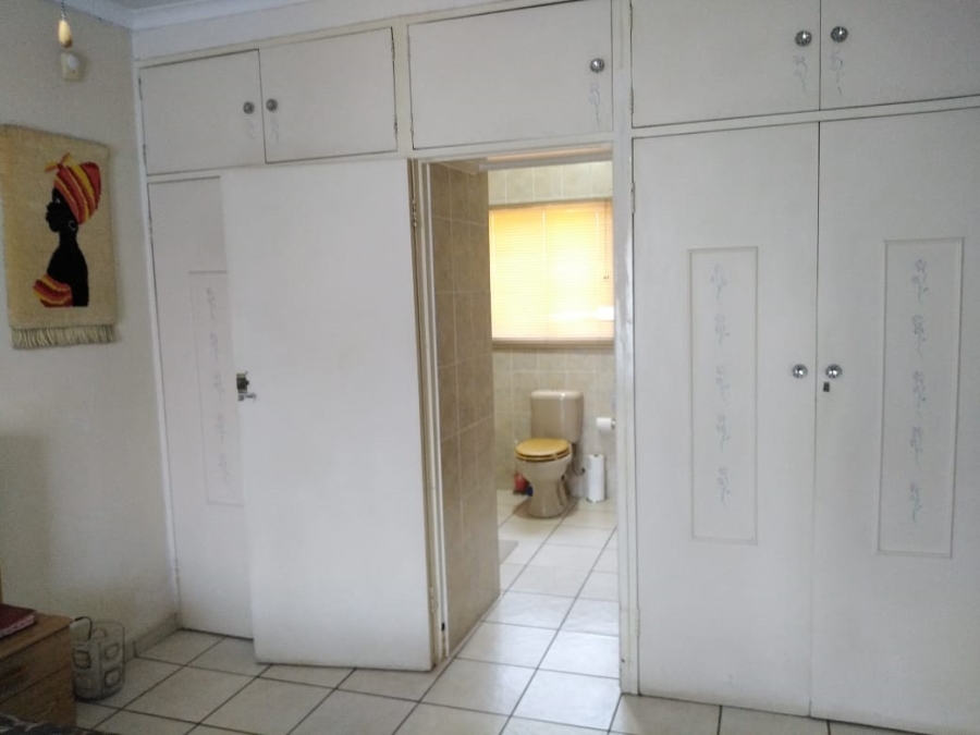 2 Bedroom Property for Sale in Birchleigh North Gauteng