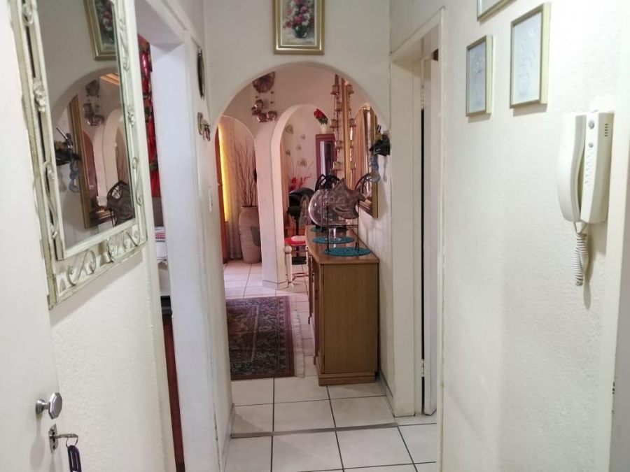 2 Bedroom Property for Sale in Birchleigh North Gauteng