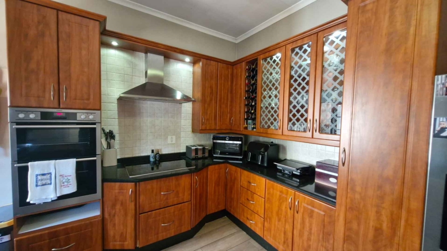 4 Bedroom Property for Sale in Rietondale Gauteng