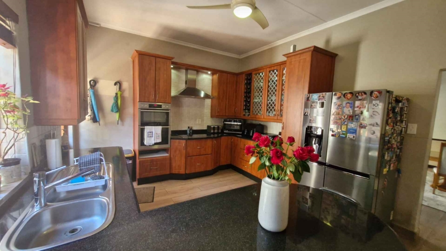 4 Bedroom Property for Sale in Rietondale Gauteng