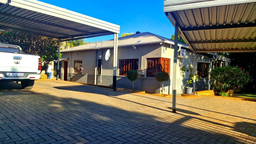 4 Bedroom Property for Sale in Rietondale Gauteng