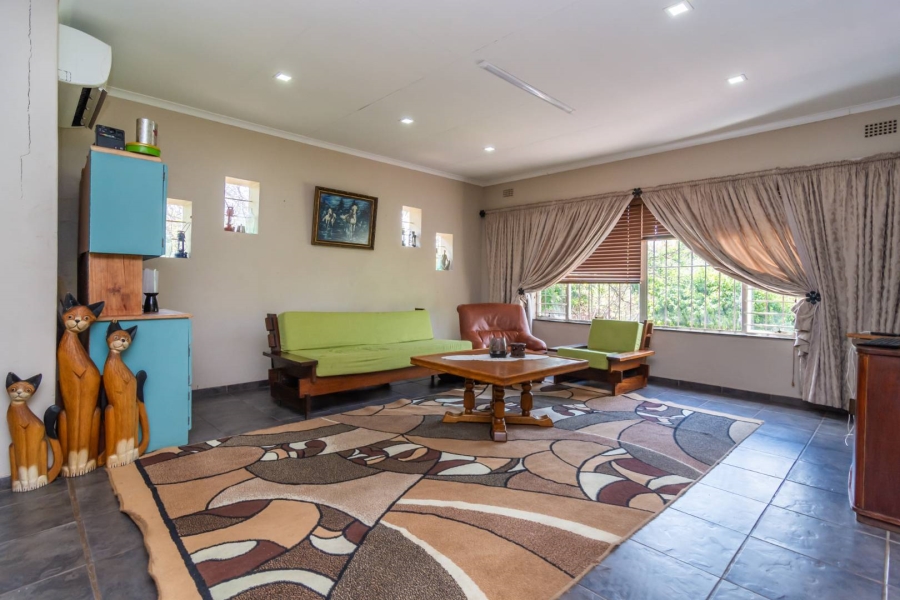 3 Bedroom Property for Sale in Breaunanda Gauteng