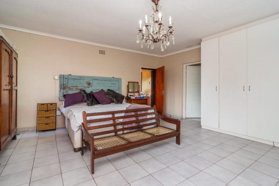 3 Bedroom Property for Sale in Breaunanda Gauteng