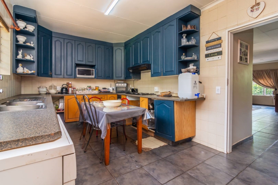 3 Bedroom Property for Sale in Breaunanda Gauteng