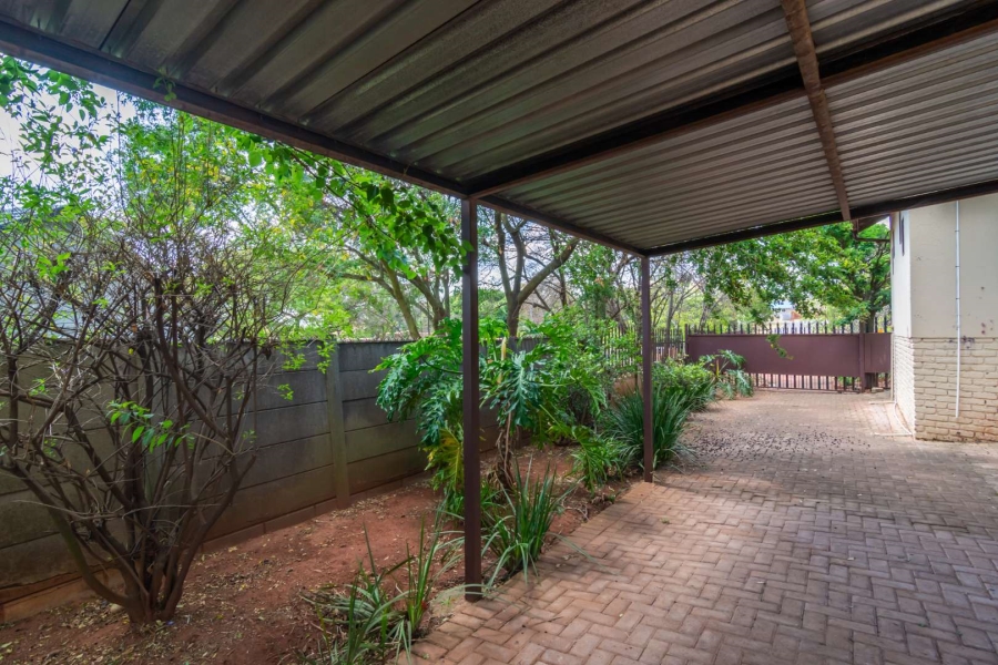 3 Bedroom Property for Sale in Breaunanda Gauteng
