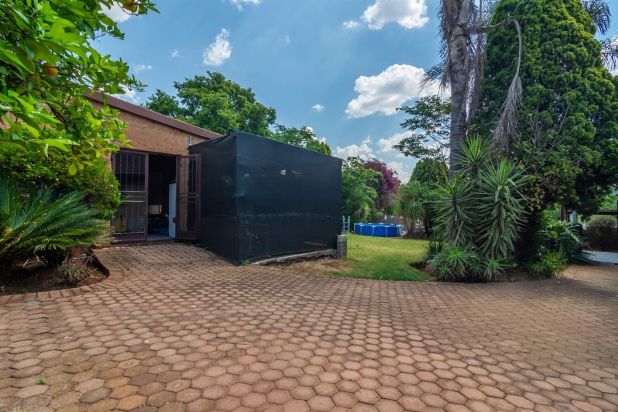 3 Bedroom Property for Sale in Breaunanda Gauteng