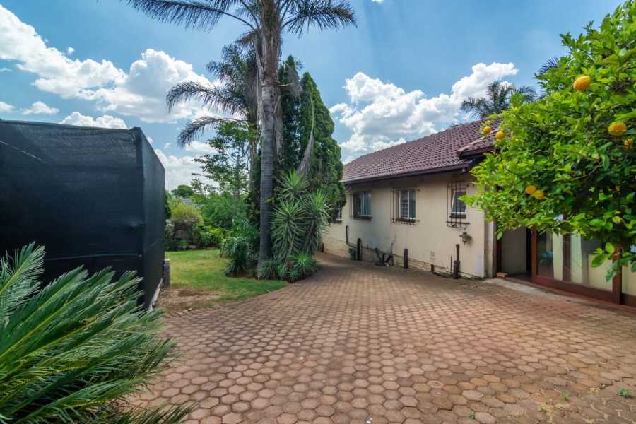 3 Bedroom Property for Sale in Breaunanda Gauteng