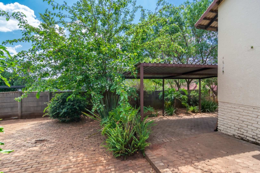 3 Bedroom Property for Sale in Breaunanda Gauteng
