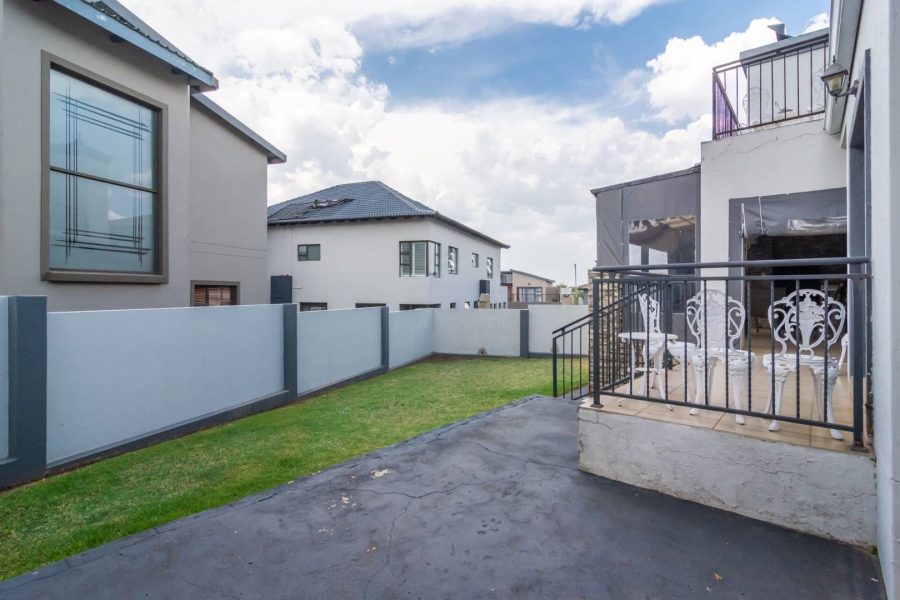 3 Bedroom Property for Sale in Homes Haven Gauteng