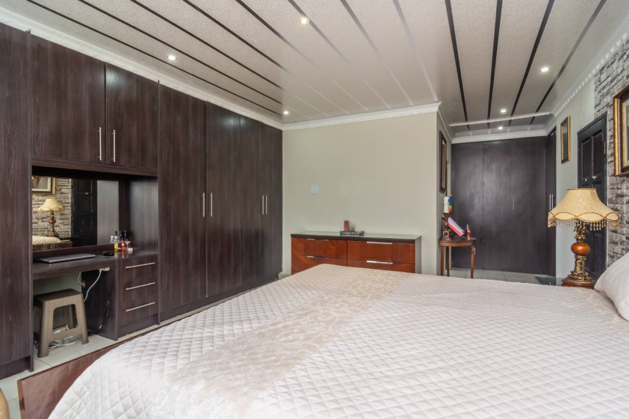 3 Bedroom Property for Sale in Homes Haven Gauteng
