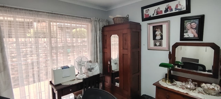2 Bedroom Property for Sale in New Redruth Gauteng