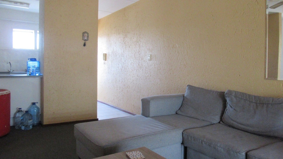 2 Bedroom Property for Sale in Mulbarton Gauteng