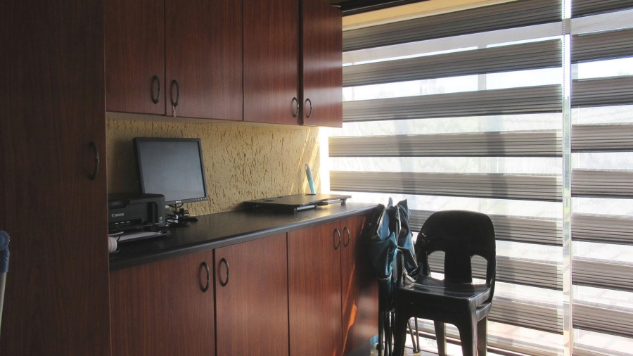 2 Bedroom Property for Sale in Mulbarton Gauteng