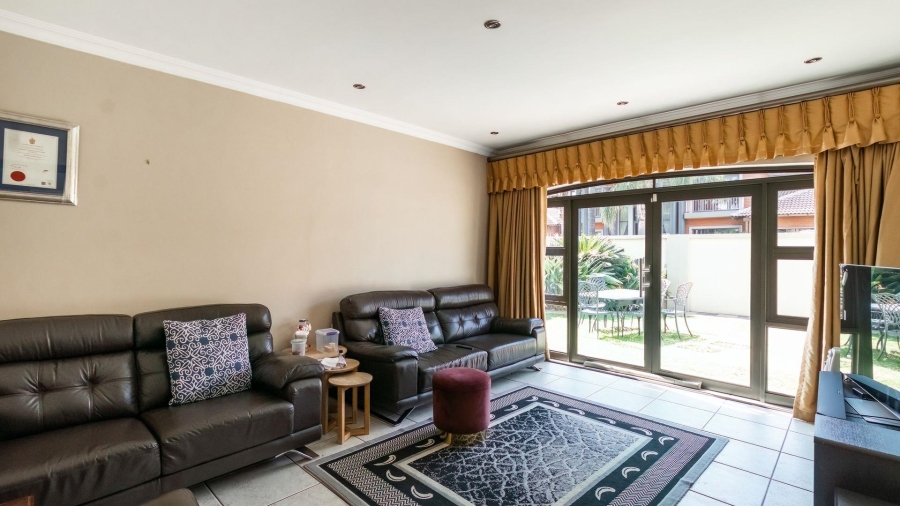 4 Bedroom Property for Sale in Beyerspark Gauteng