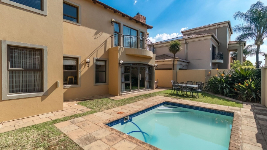 4 Bedroom Property for Sale in Beyerspark Gauteng