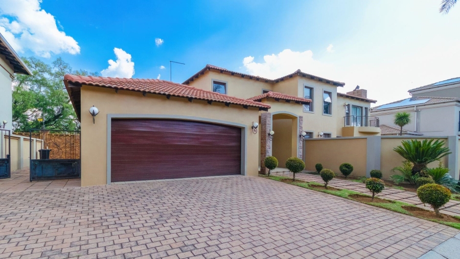 4 Bedroom Property for Sale in Beyerspark Gauteng
