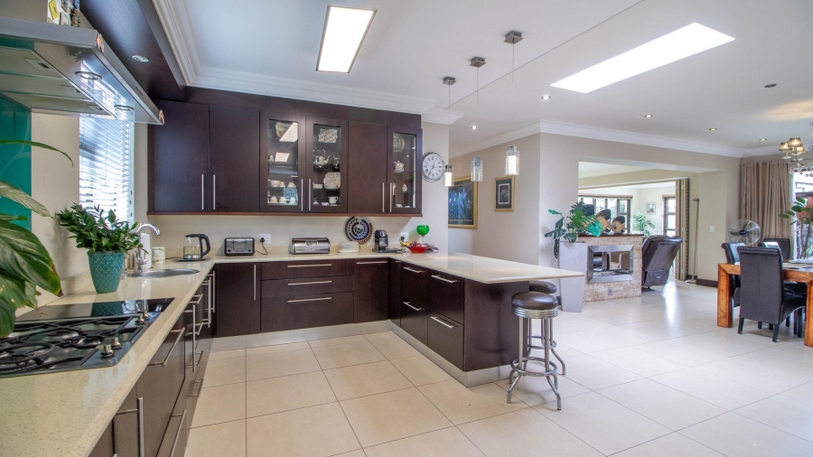 3 Bedroom Property for Sale in Lakefield Gauteng