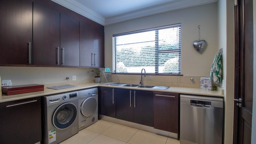 3 Bedroom Property for Sale in Lakefield Gauteng