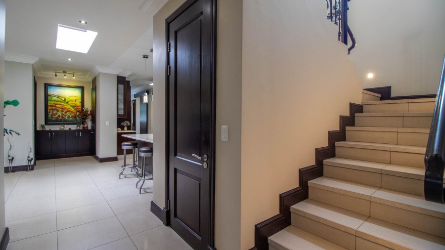 3 Bedroom Property for Sale in Lakefield Gauteng