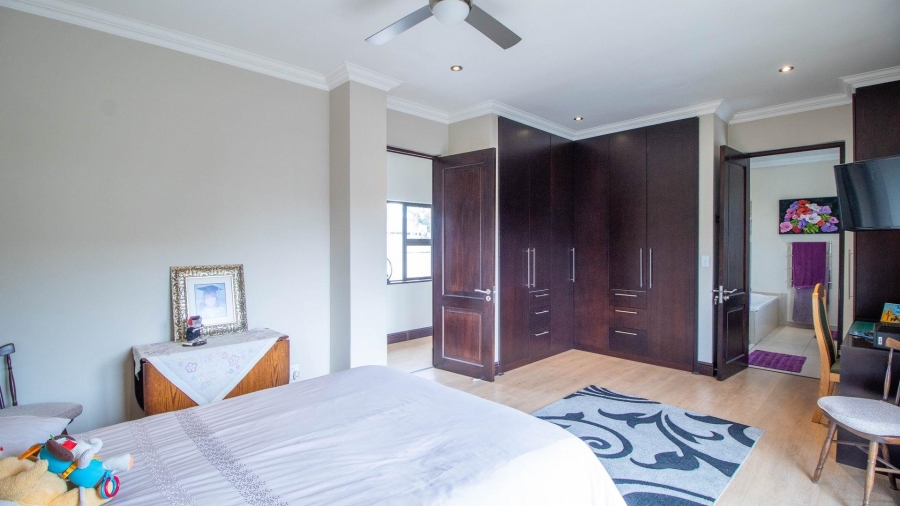 3 Bedroom Property for Sale in Lakefield Gauteng