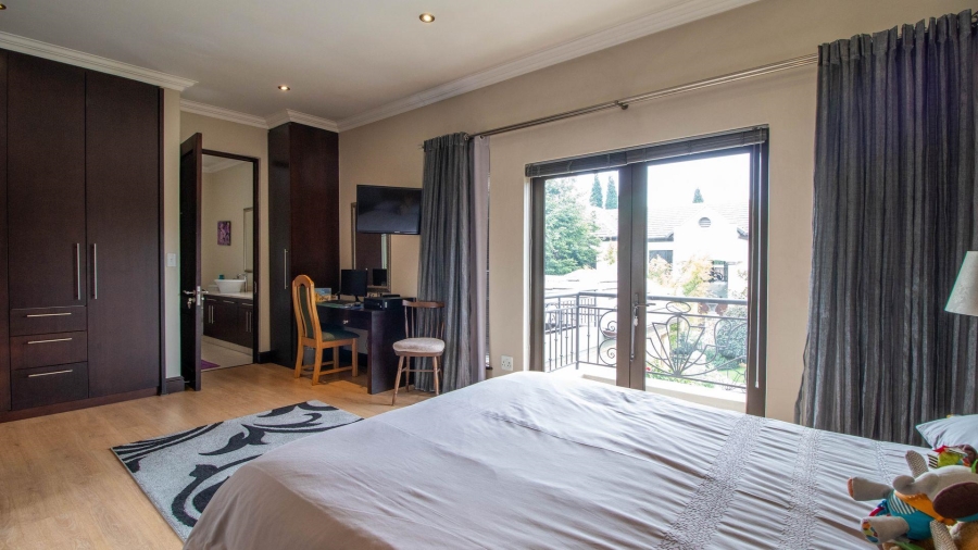 3 Bedroom Property for Sale in Lakefield Gauteng