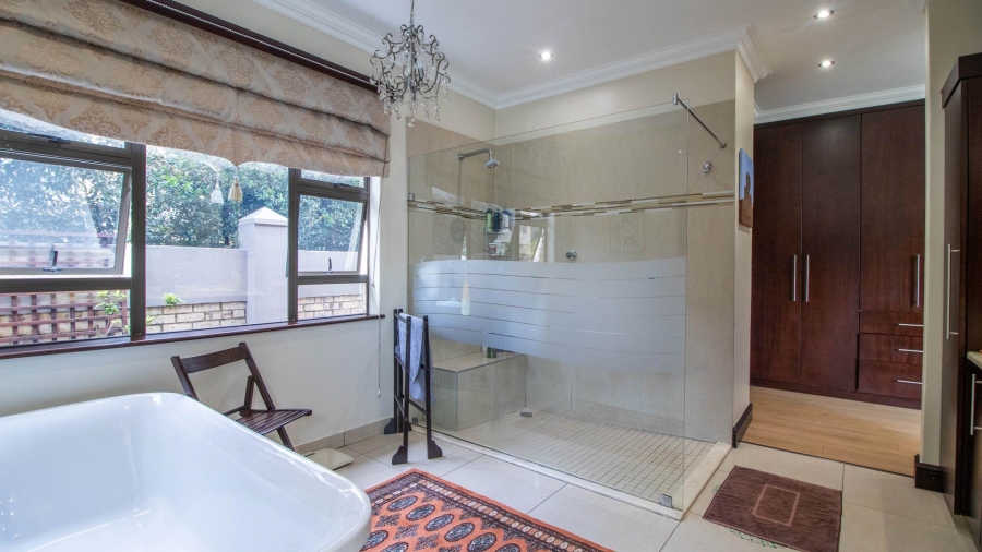 3 Bedroom Property for Sale in Lakefield Gauteng