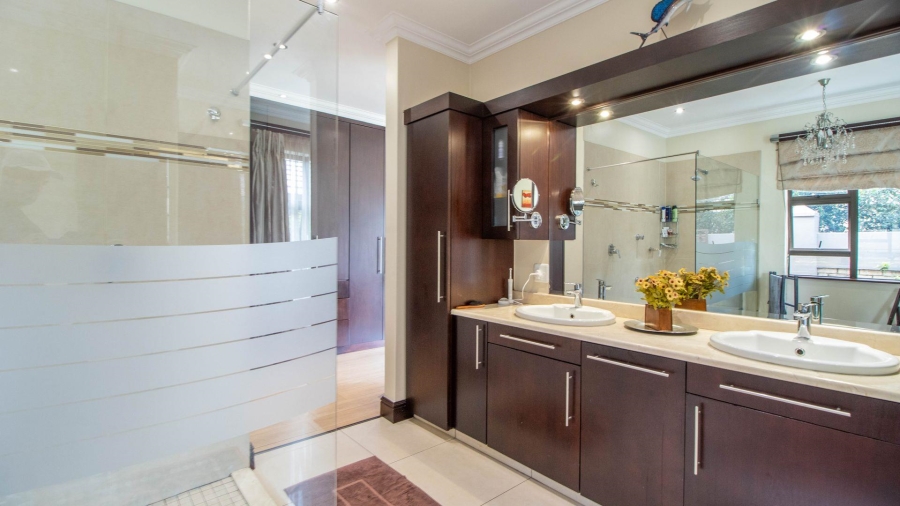 3 Bedroom Property for Sale in Lakefield Gauteng