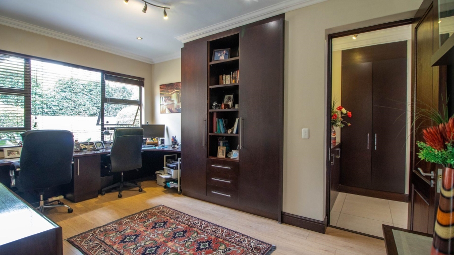 3 Bedroom Property for Sale in Lakefield Gauteng