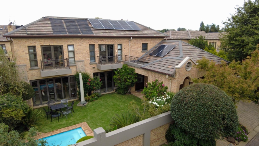 3 Bedroom Property for Sale in Lakefield Gauteng