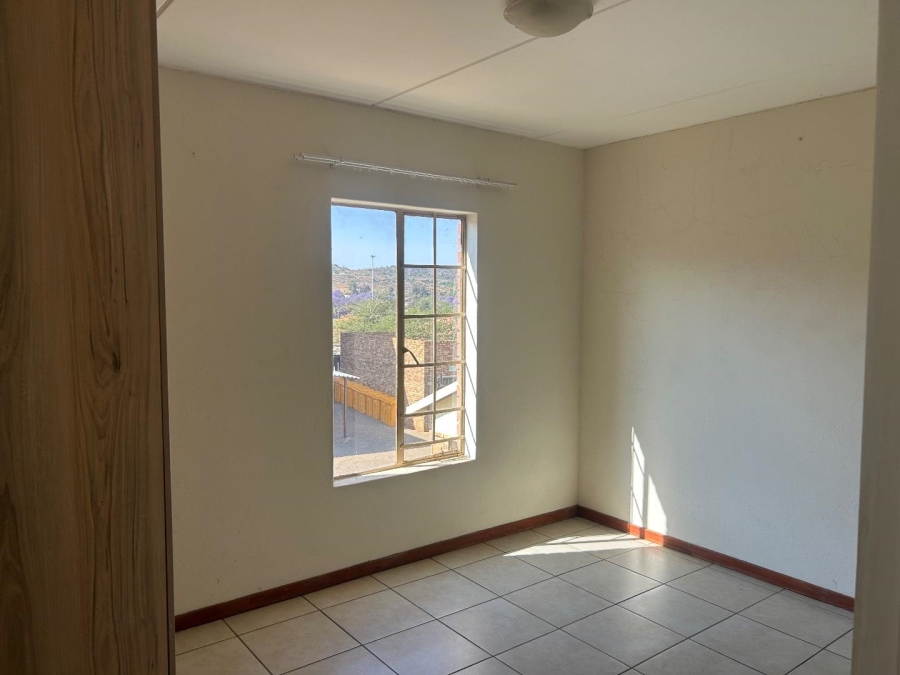 2 Bedroom Property for Sale in Lotus Gardens Gauteng
