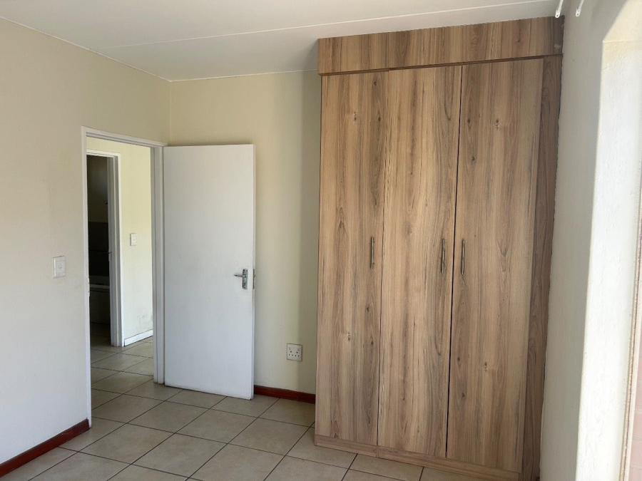 2 Bedroom Property for Sale in Lotus Gardens Gauteng