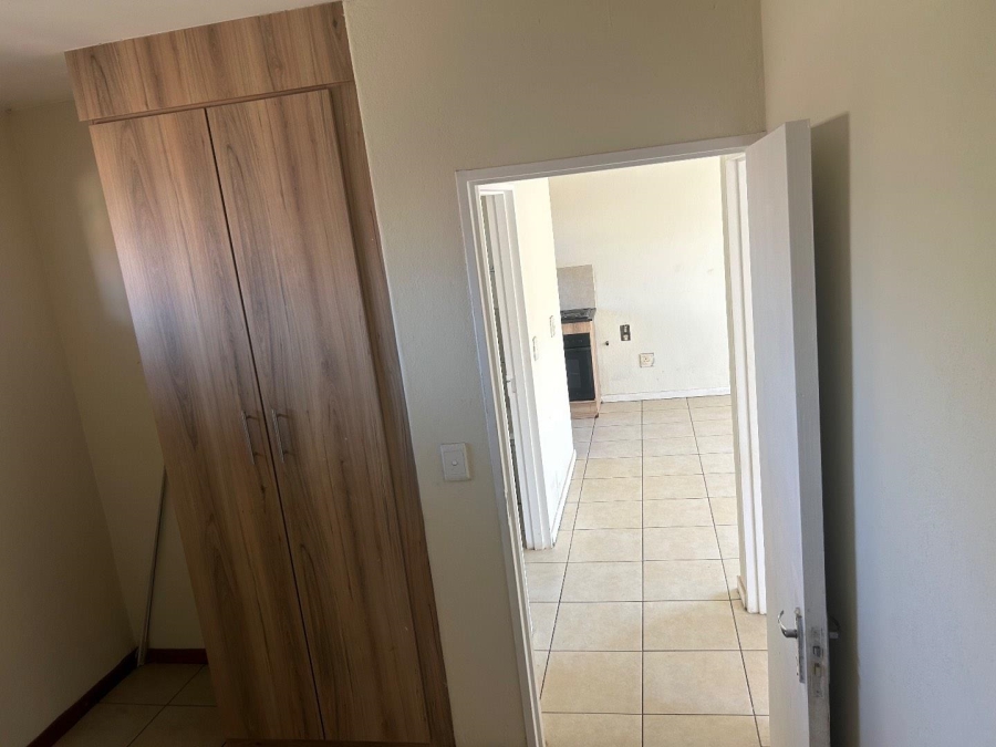2 Bedroom Property for Sale in Lotus Gardens Gauteng