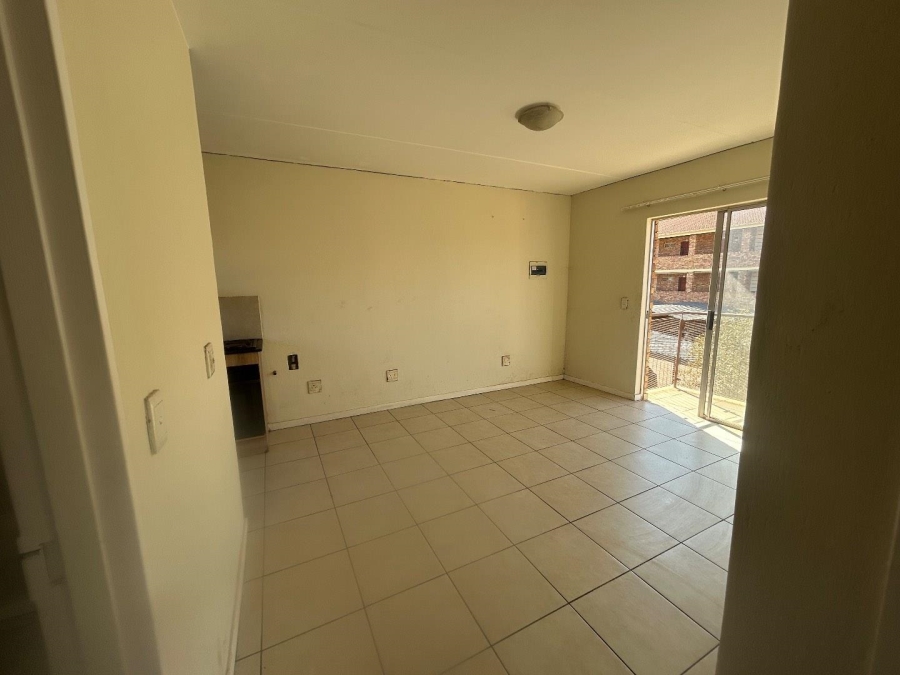 2 Bedroom Property for Sale in Lotus Gardens Gauteng