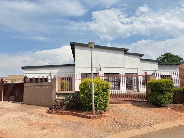 3 Bedroom Property for Sale in Clarina Gauteng