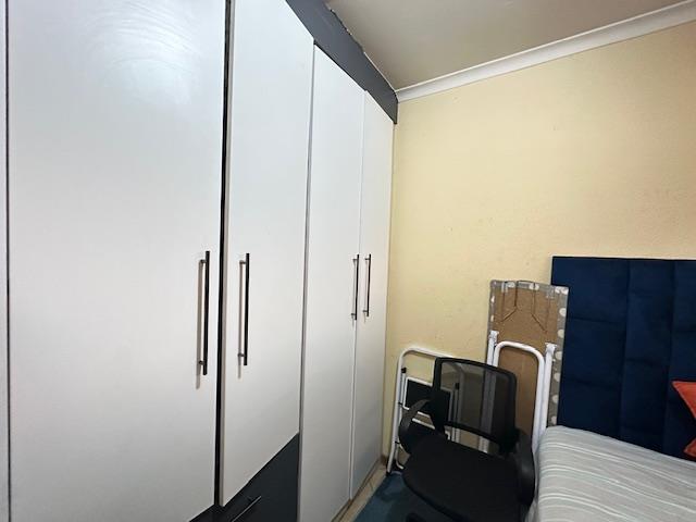 To Let 2 Bedroom Property for Rent in Olievenhoutbosch A H Gauteng